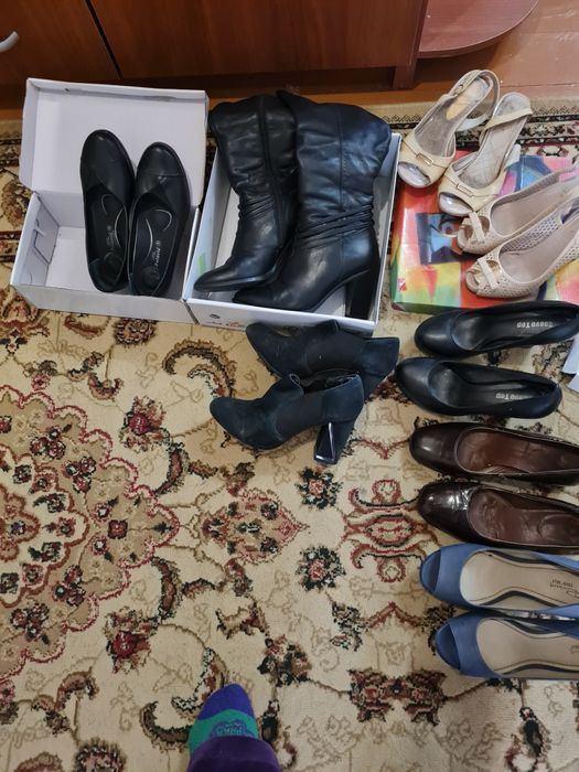 Обувь разная женская: летняя, демисезонная, зимняя