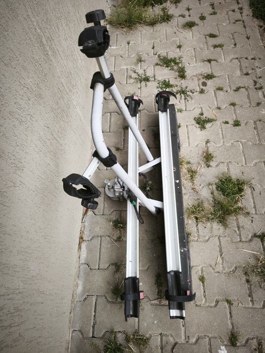Suport 2 biciclete pentru cârlig