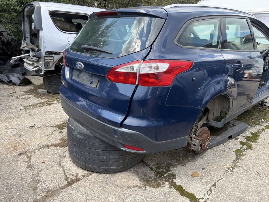 Bara spate Ford Focus 3 ,  2012 combi