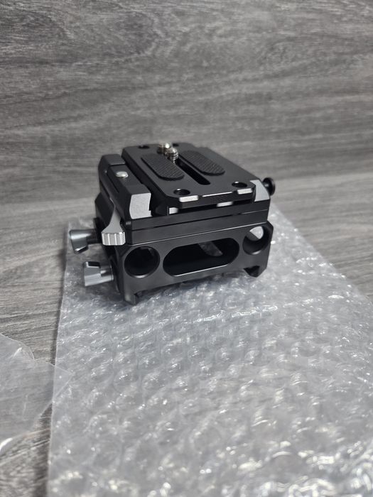 ПРОМО ! SmallRig Base Plate повдигач за камера / фото аксесоар ! 


Чи