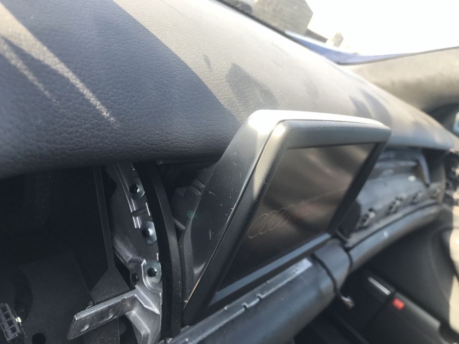 дисплей за ауди а8 с8 д3