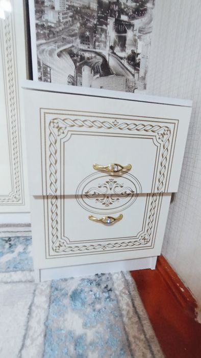 Спальный гарнитур