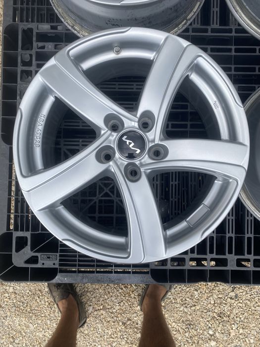 17 цола 5 х 114.3 мм , Киa , Мазда , Хюндай , Тойота