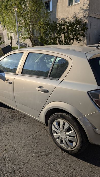 OPEL Astra 2011 — imagine 2