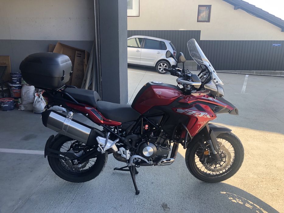Benelli TRK502X 2020 cu multe dotari extra