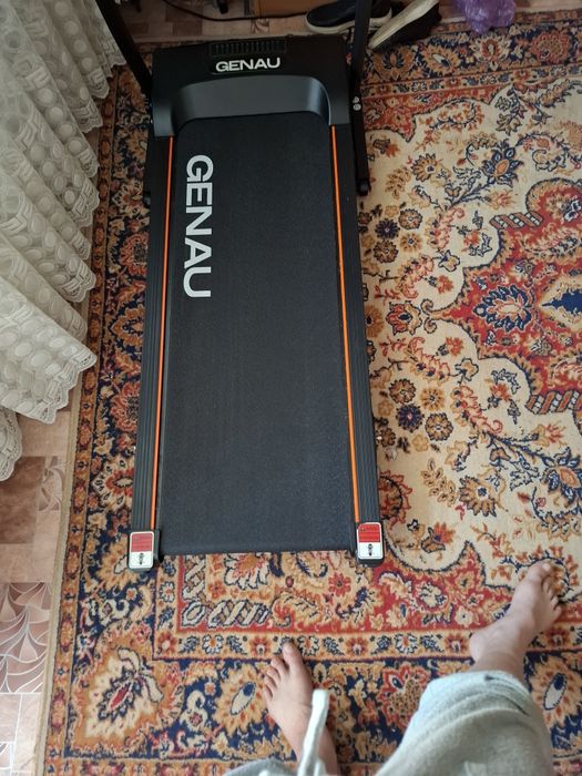 Беговая дорожка Genau
