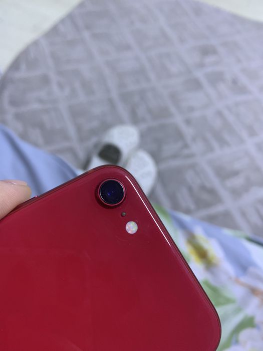 Айфон se2 2020 АКБ 76% в идеале