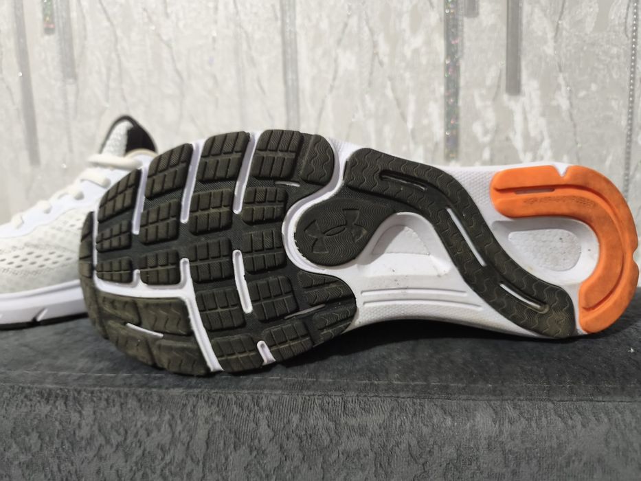 Кросстовки under armour sonic 6