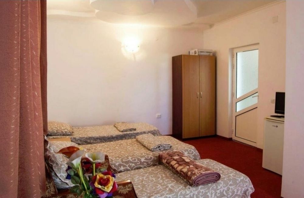 Inchiriem garsoniere si camere in Pensiune pe termen lung