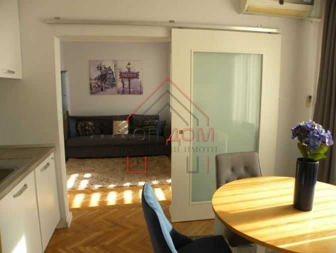 Дава се под наем Двустаен апартамент в Варна, Център - 55 кв.м за 510 € - Снимка #4