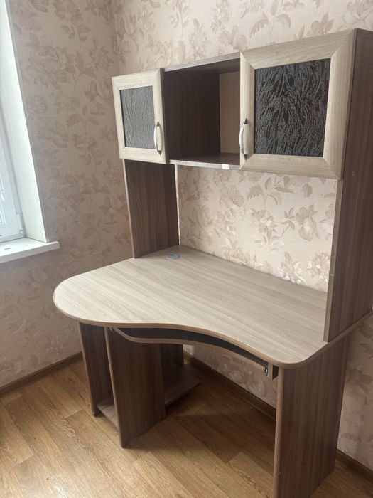 стол компьютерный