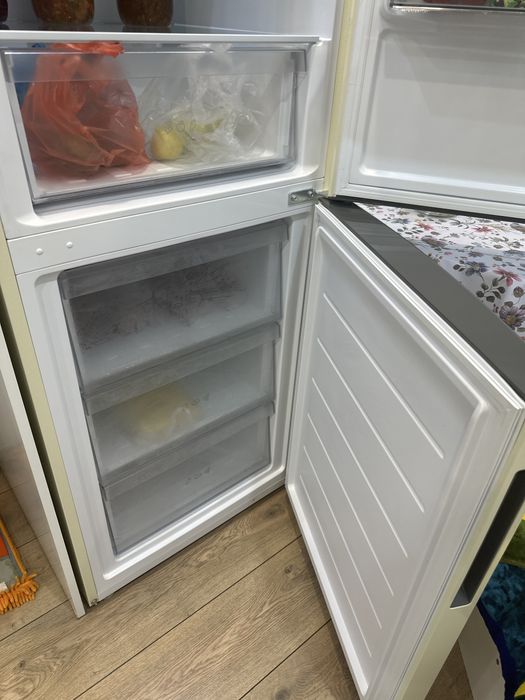 Холодильник хайер