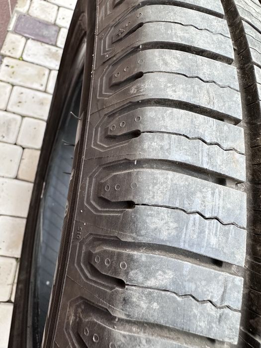 Шины 235/55/R20 новые