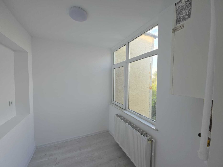Proprietar – Apartament 2 camere, renovat integral, centrală proprie, Trivale