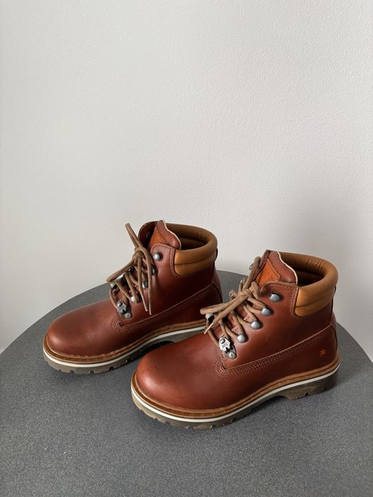 Bocanci noi unisex Art, marimea 36 (37)