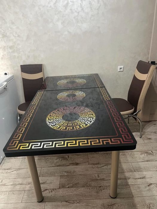 Продам стол со стульями