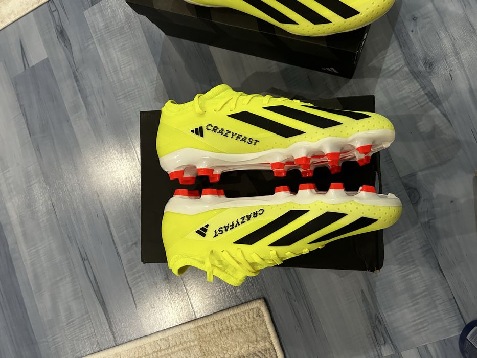 Бутонки / Футболни обувки Adidas X Crazyfast MG