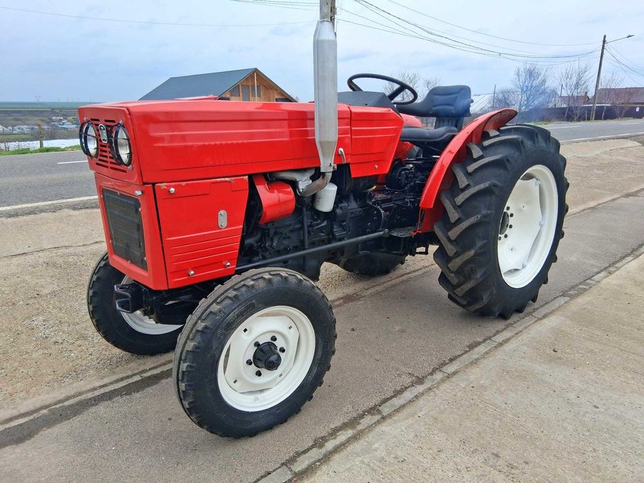 Tractor viticol utb universal u445 vr pentru vie
