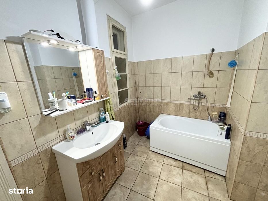 Apartament cu 3 camere - 91 mp utili -  centru - Locatie excelenta -