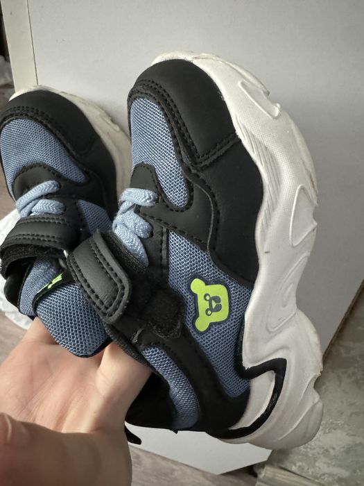 Детские кроссовки томби