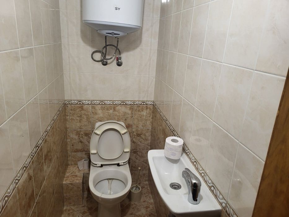 Дава се под наем Тристаен апартамент в Варна, Левски - 100 кв.м за 750 € - Снимка #5