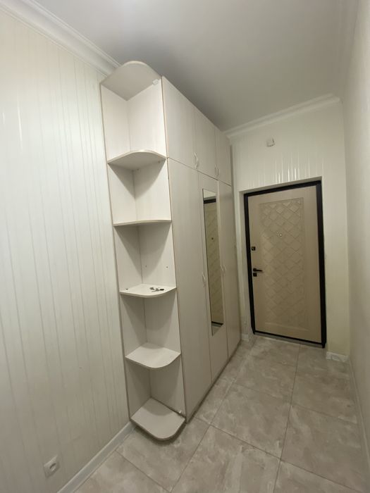 Продам бу шкаф белого цвета состояние хорошее