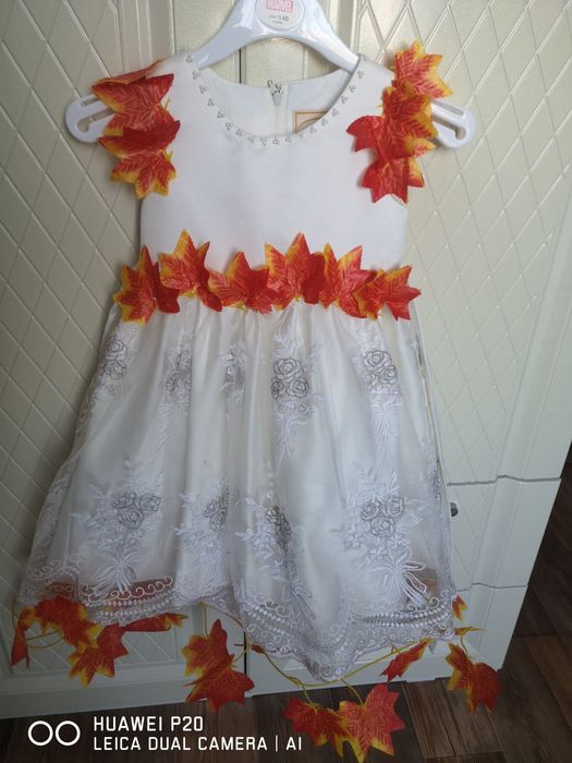 Продам платье на осенний бал