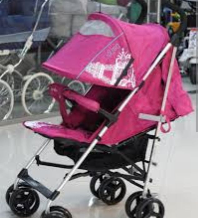 Коляска прогулочная новая