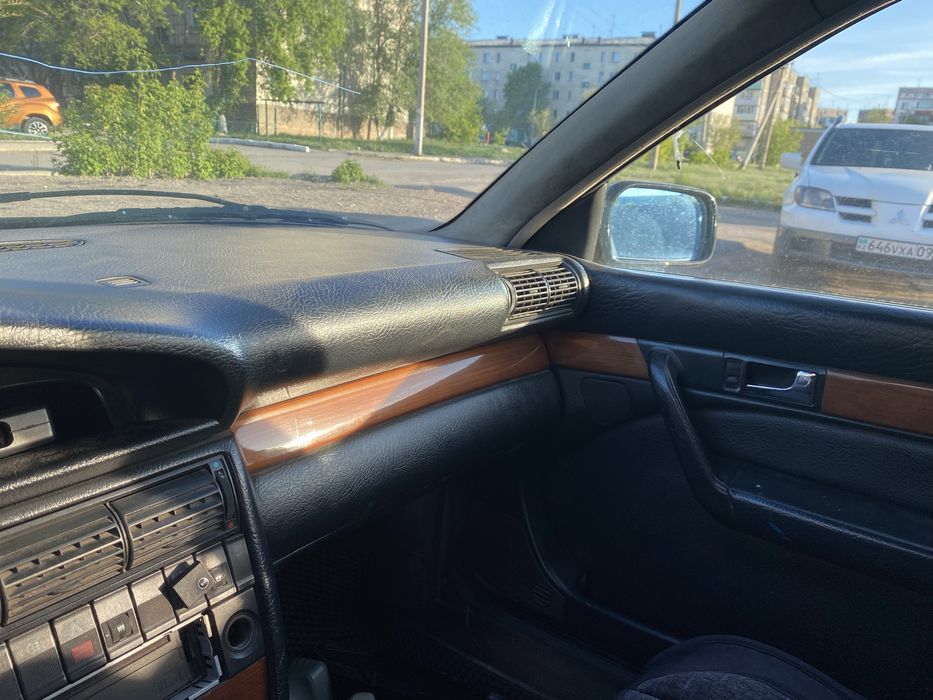 Ауди 100 с4 2.8.