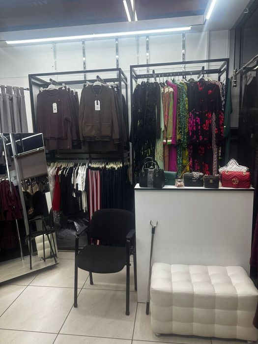 Продам бутик в Адеме