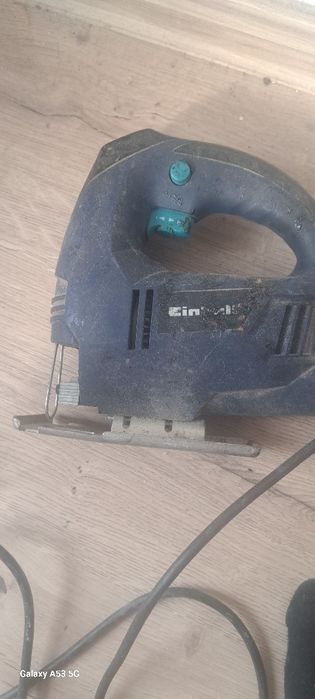 Fierăstrău electric