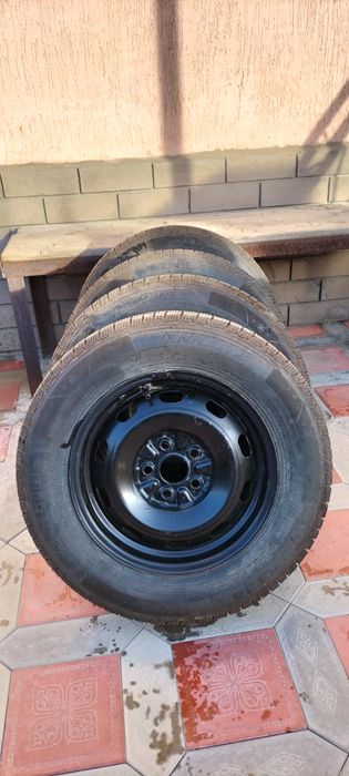 шина комплект 185 /70/ 14