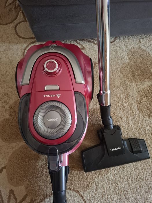 Продам пылесос Magna