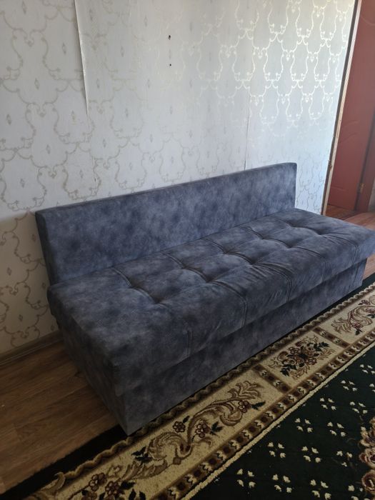 Продается тахта.