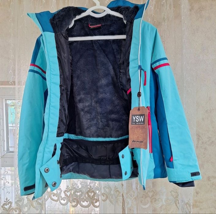 CMP горнолыжная курта (10-11 лет)