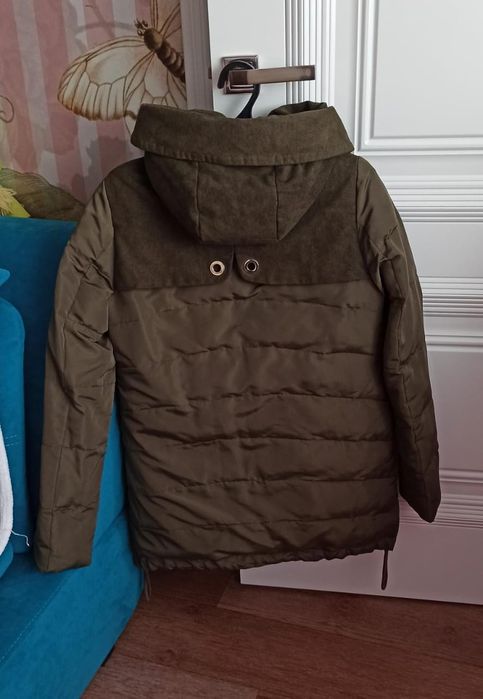 все куртки по 3000 тысячи