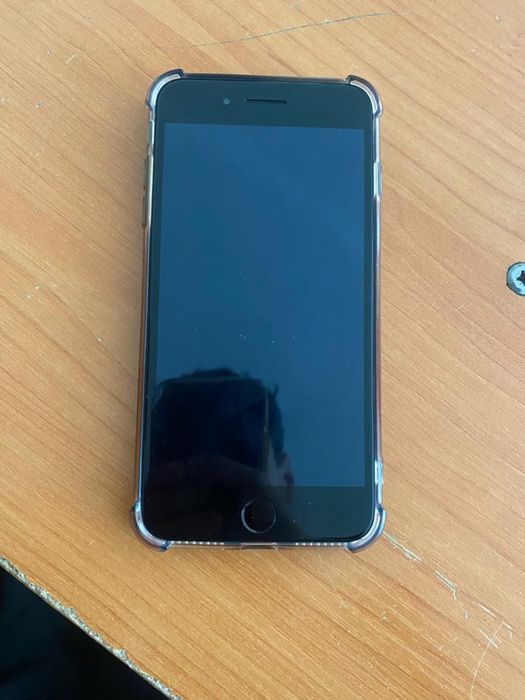 Iphone 8plus продам 64гб торг есть