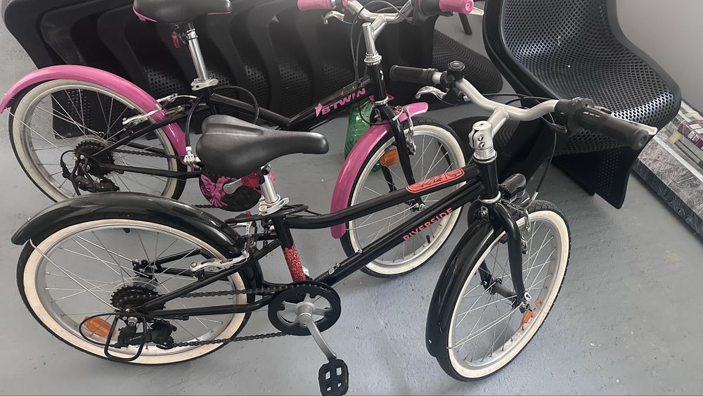 Bicicleta negru cu portocaliu copii 6-9 ani