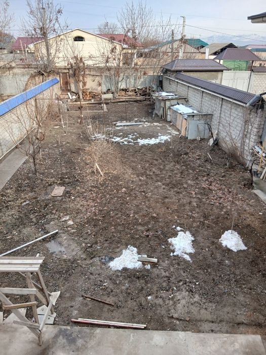 Hovli sotiladi 4sotixli