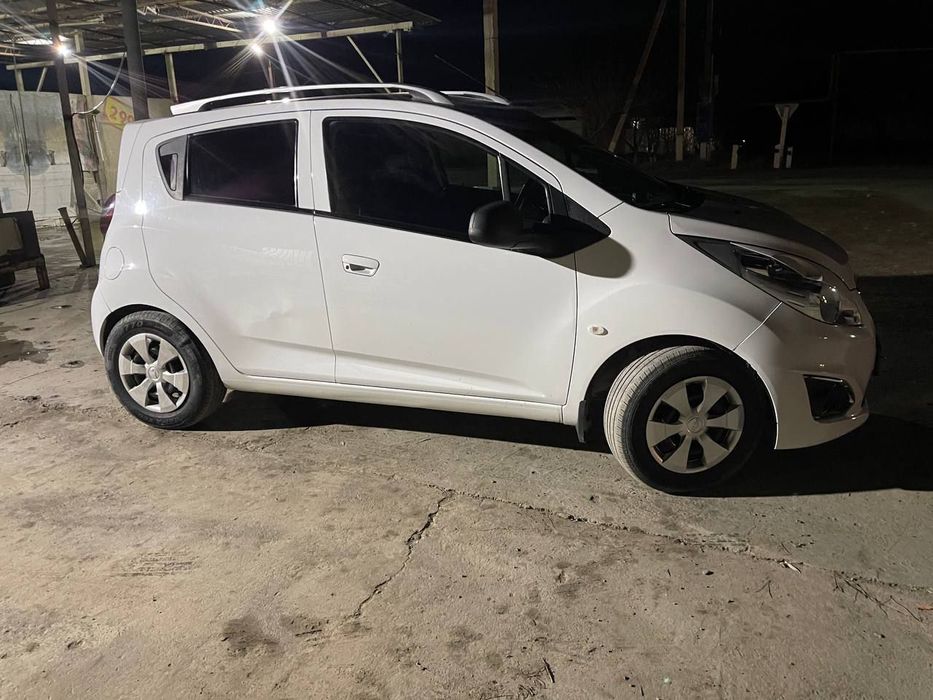 Chevrolet Spark srochna sotiladi