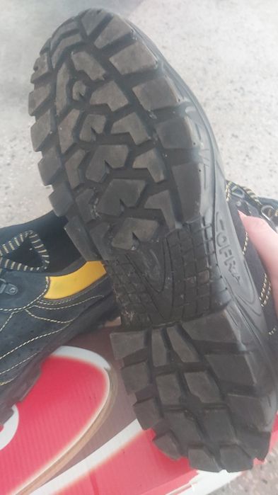 Работни велурени  обувки