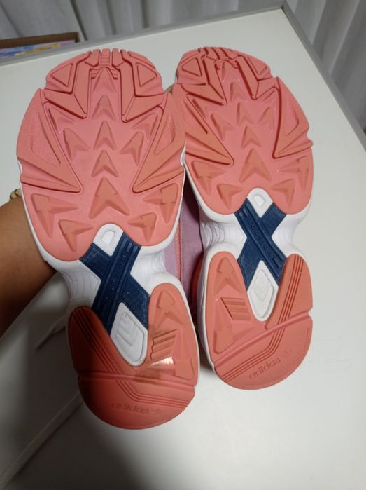 Adidasi Adidas ,piele si panza nr 40 jumate