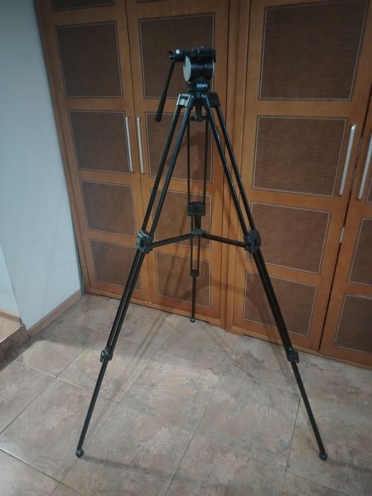 Продам штатив BENRO