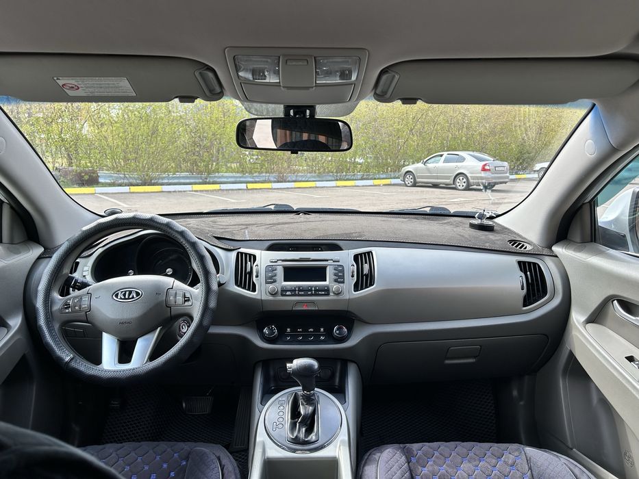 Автомобиль Kia sportage