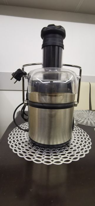 Storcător de fructe