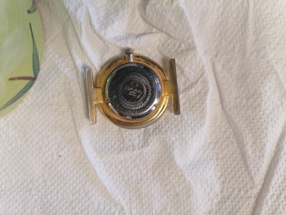 Ceasuri vechi placate cu aur