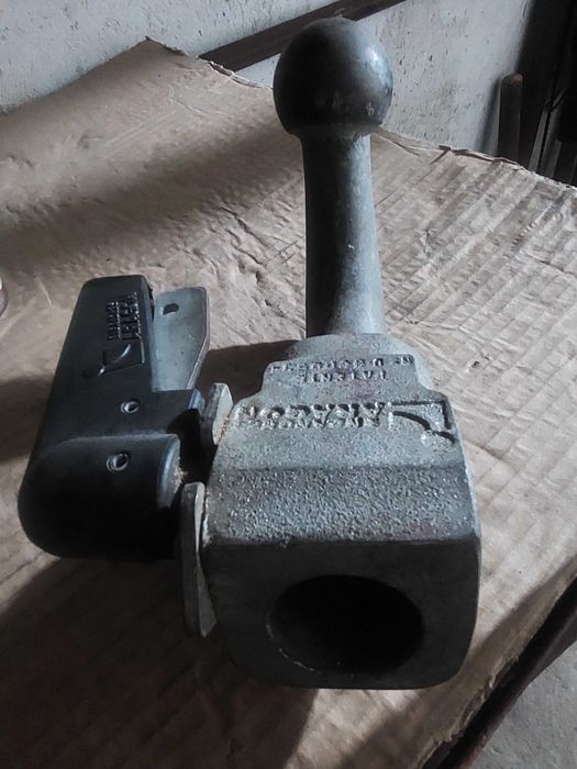 Теглич за Нисан като нов