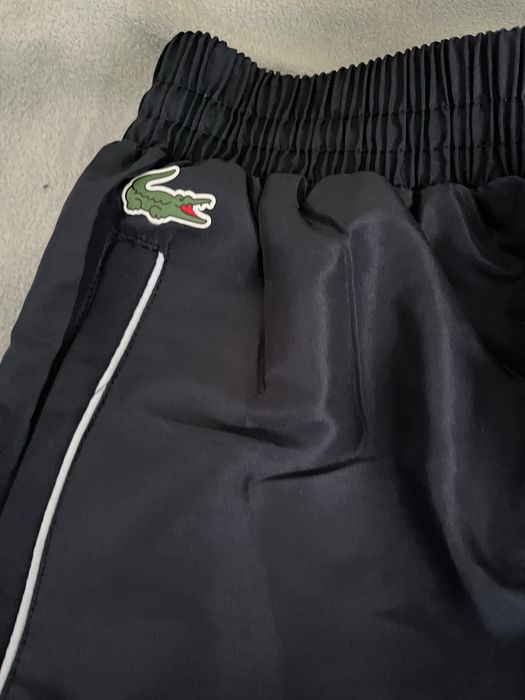 Pantaloni de fâș lacoste