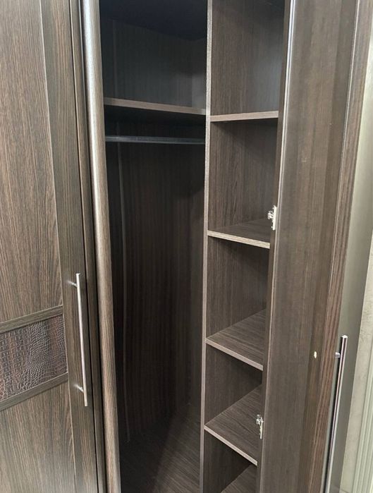Шифоньер + компьютерный стол