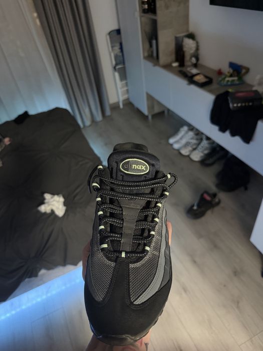Air max 95,43…..